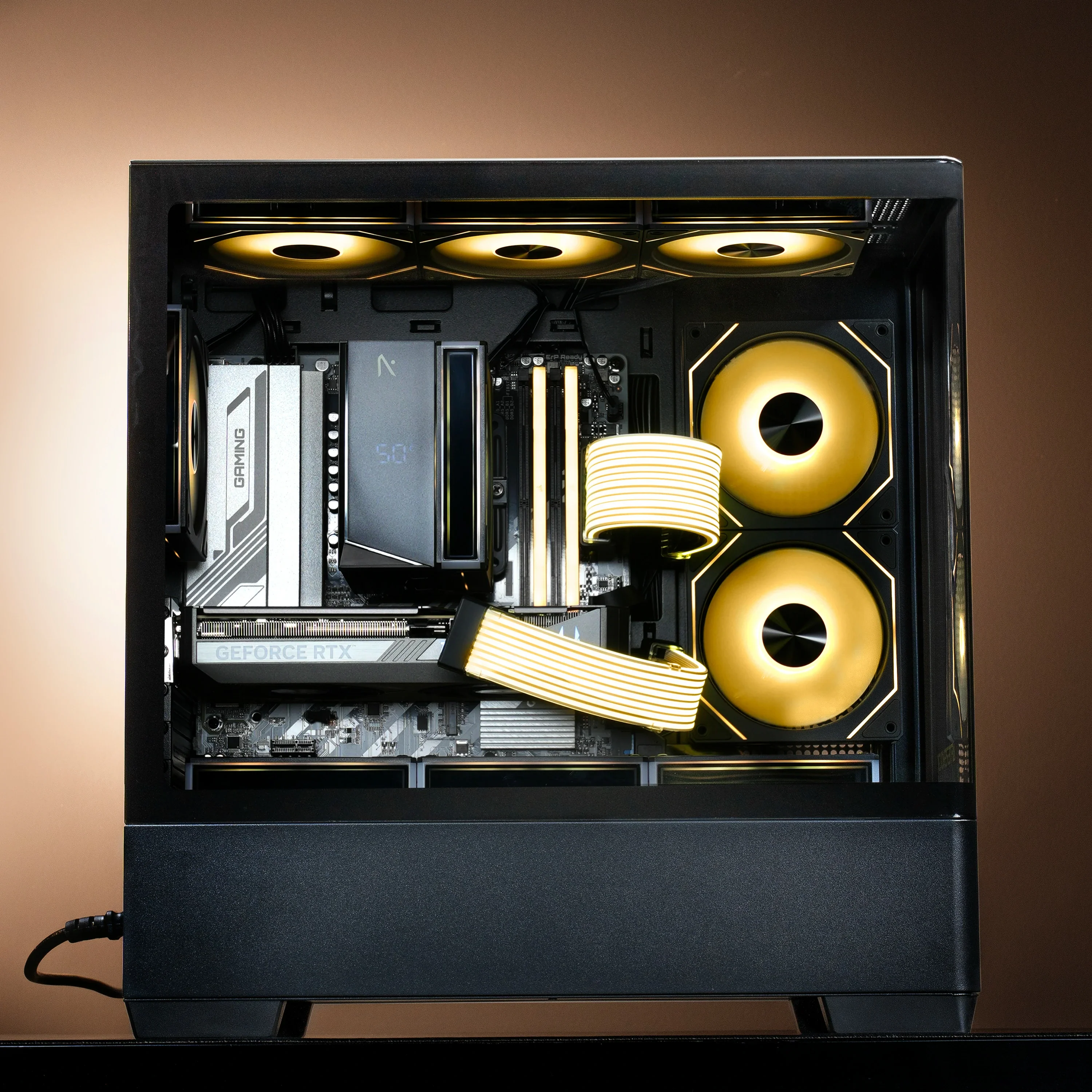 Chamber ARC : LVL 7 / R5 7500F | RTX 5070 | 32GB RAM - Image 10