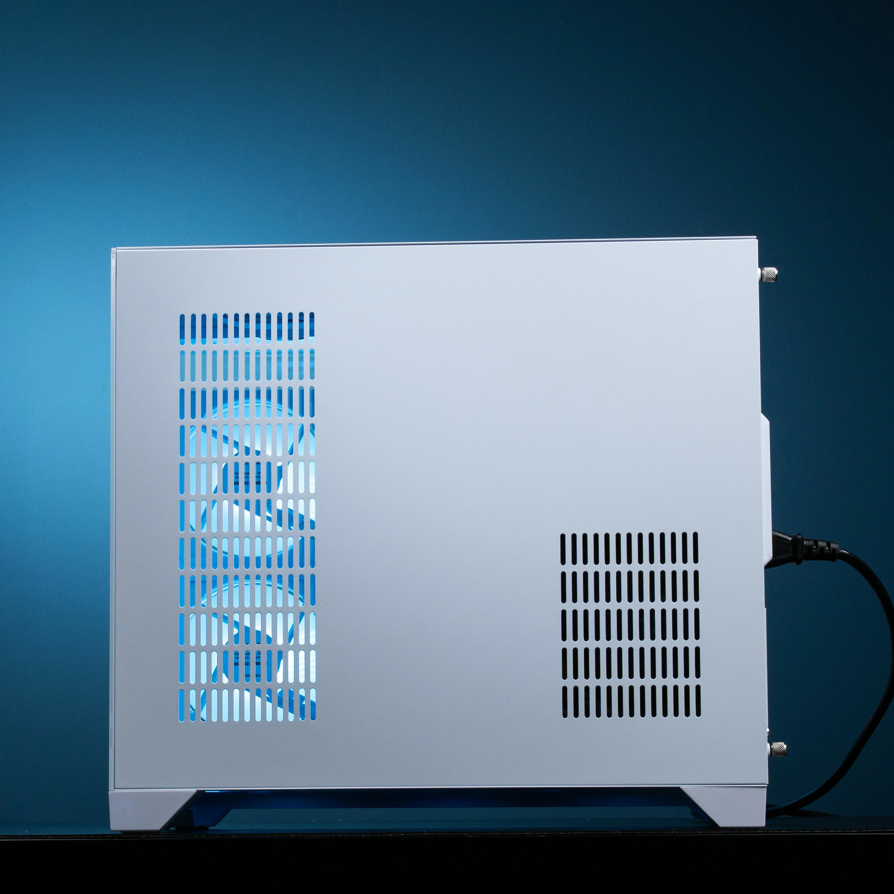 ZEAL MINI : LVL 8  / R7 7700 | RTX 5070TI | 32GB RAM - Image 11
